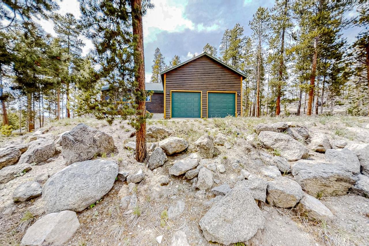 Hemlock Cabin Гренби Екстериор снимка